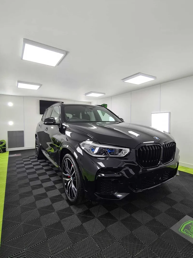 Ceramic coating application at Dainton's